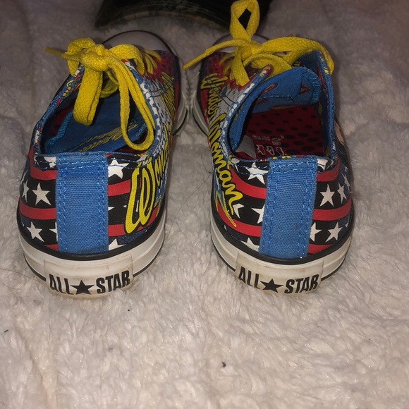 Wonder Woman converse - Picture 3 of 4
